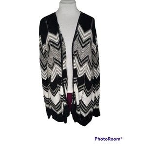 Women's Avenue 18/20 Black White Gray Cheveron Open Drape Knit Cardigan